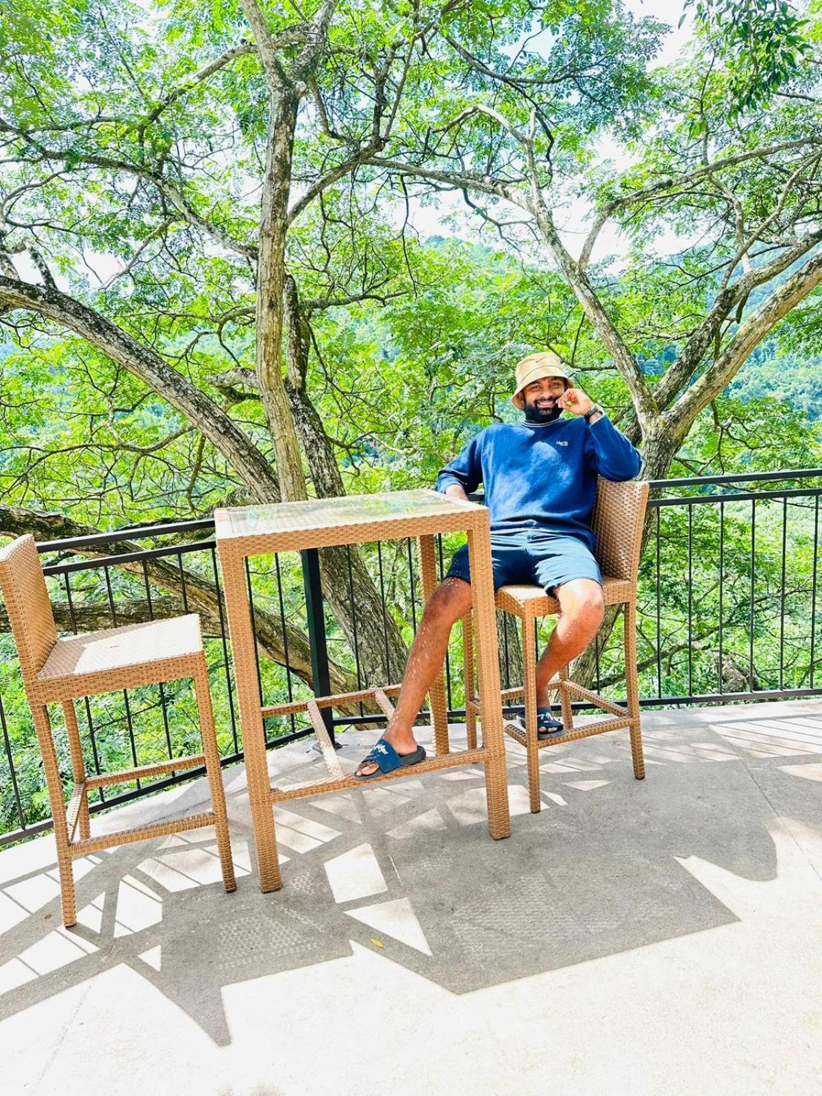 Indra Manel Family Holiday Resort แคนดี้ ภายนอก รูปภาพ